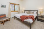 2 Guest Bedroom with 2 Twin Beds